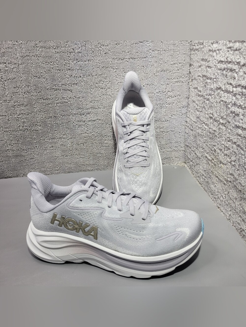 Hoka One One Clifton 10 Womens Size US 7.5B Ash Gray/Foggy Gray Athletic Shoes - Picture 8 of 15